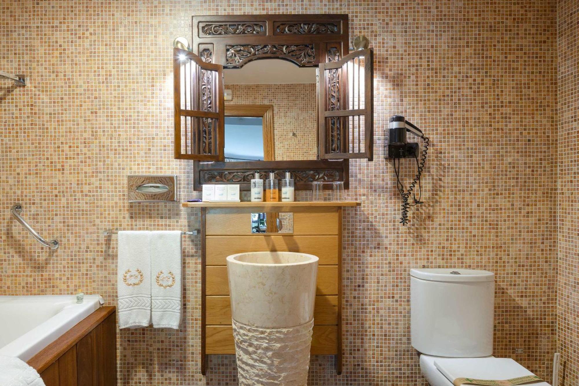 Suite Spa Bath
